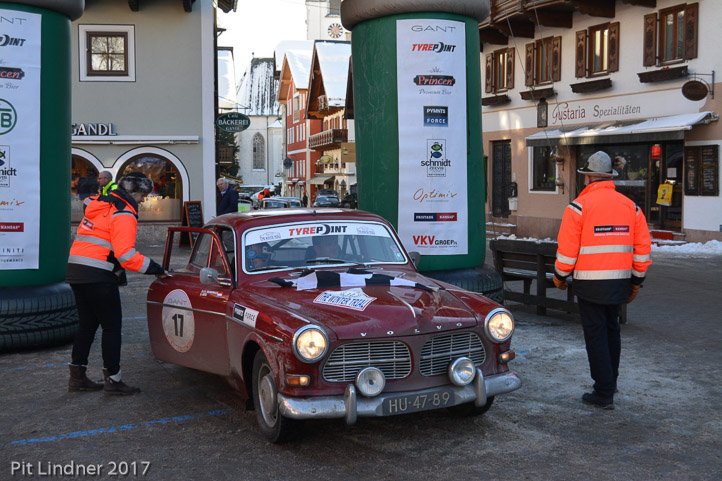 DSC_0021_web_web pit