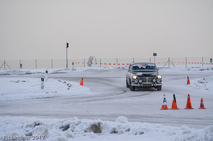 DSC_0035_web_web pit