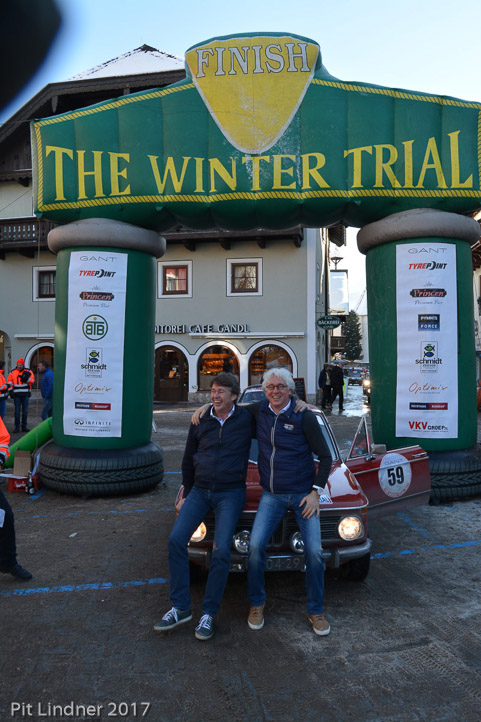 DSC_0041_web_web pit