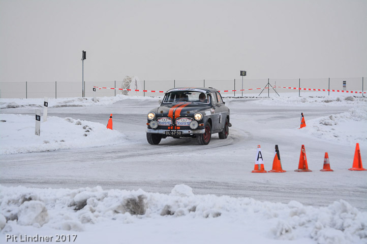 DSC_0047_web_web pit