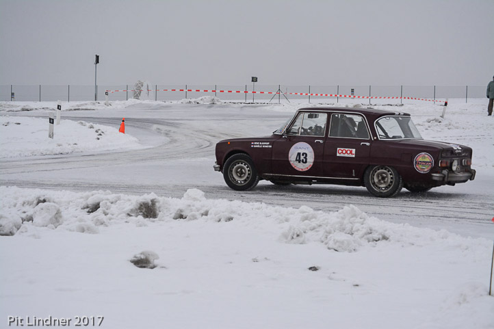 DSC_0079_web_web pit