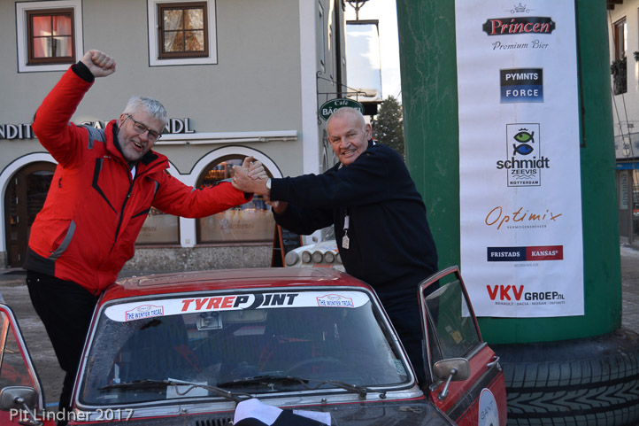 DSC_0083_web_web pit