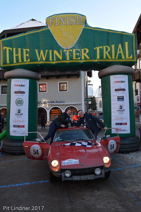 DSC_0102_web_web pit