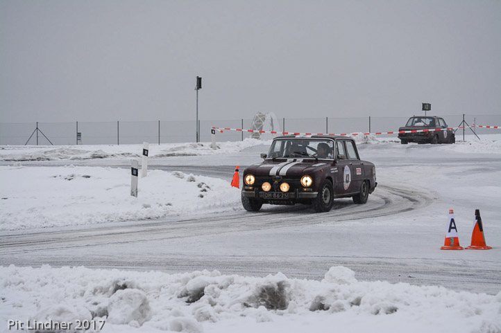 DSC_0104_web_web pit