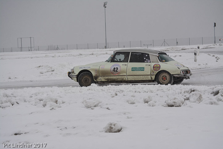 DSC_0183_web_web pit