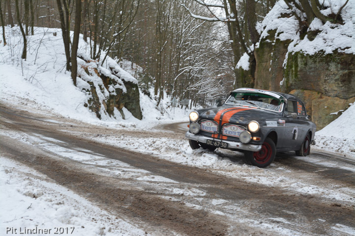 DSC_0224_web_web pit