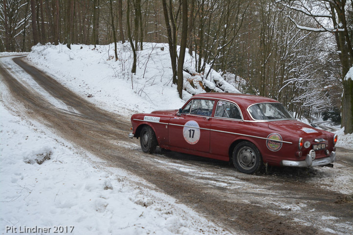 DSC_0350_web_web pit