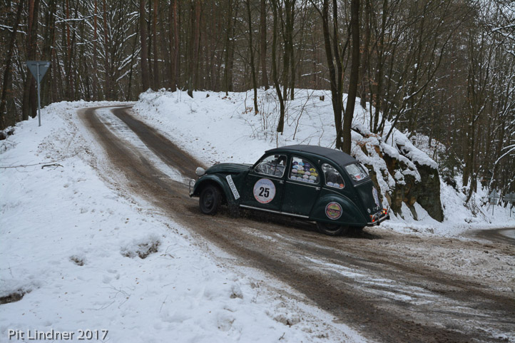 DSC_0399_web_web pit