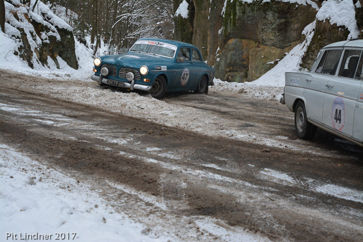 DSC_0427_web_web pit