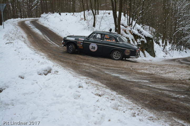 DSC_0617_web_web pit