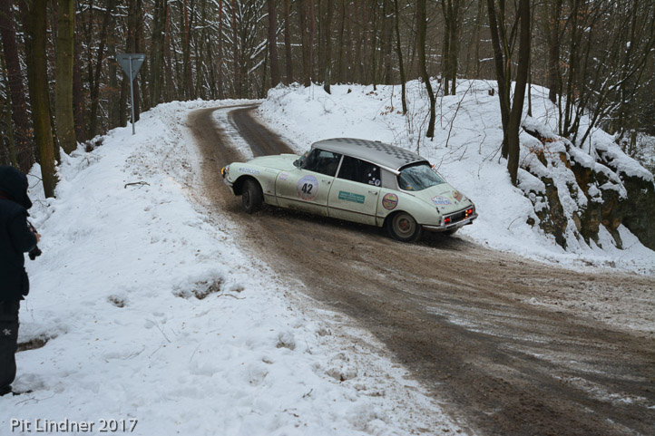 DSC_0698_web_web pit