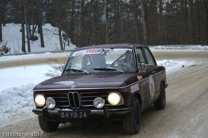 DSC_1026_web_web pit