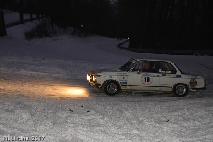 #SC_0071_web_web pit