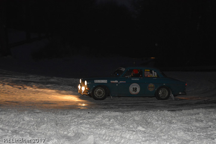 #SC_0103_web_web pit